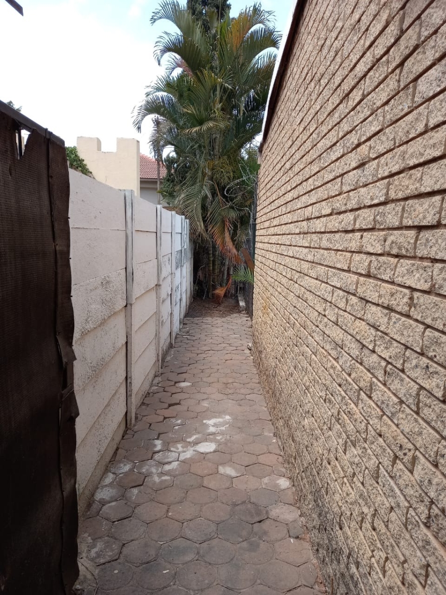 3 Bedroom Property for Sale in Rustenburg Central North West